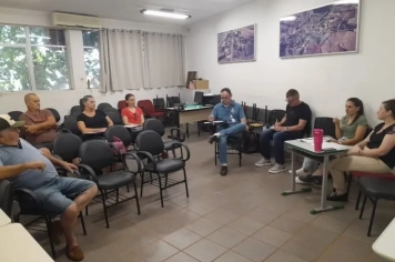 SMECDT e EMATER realizaram reunião com representantes da Agricultura Familiar.