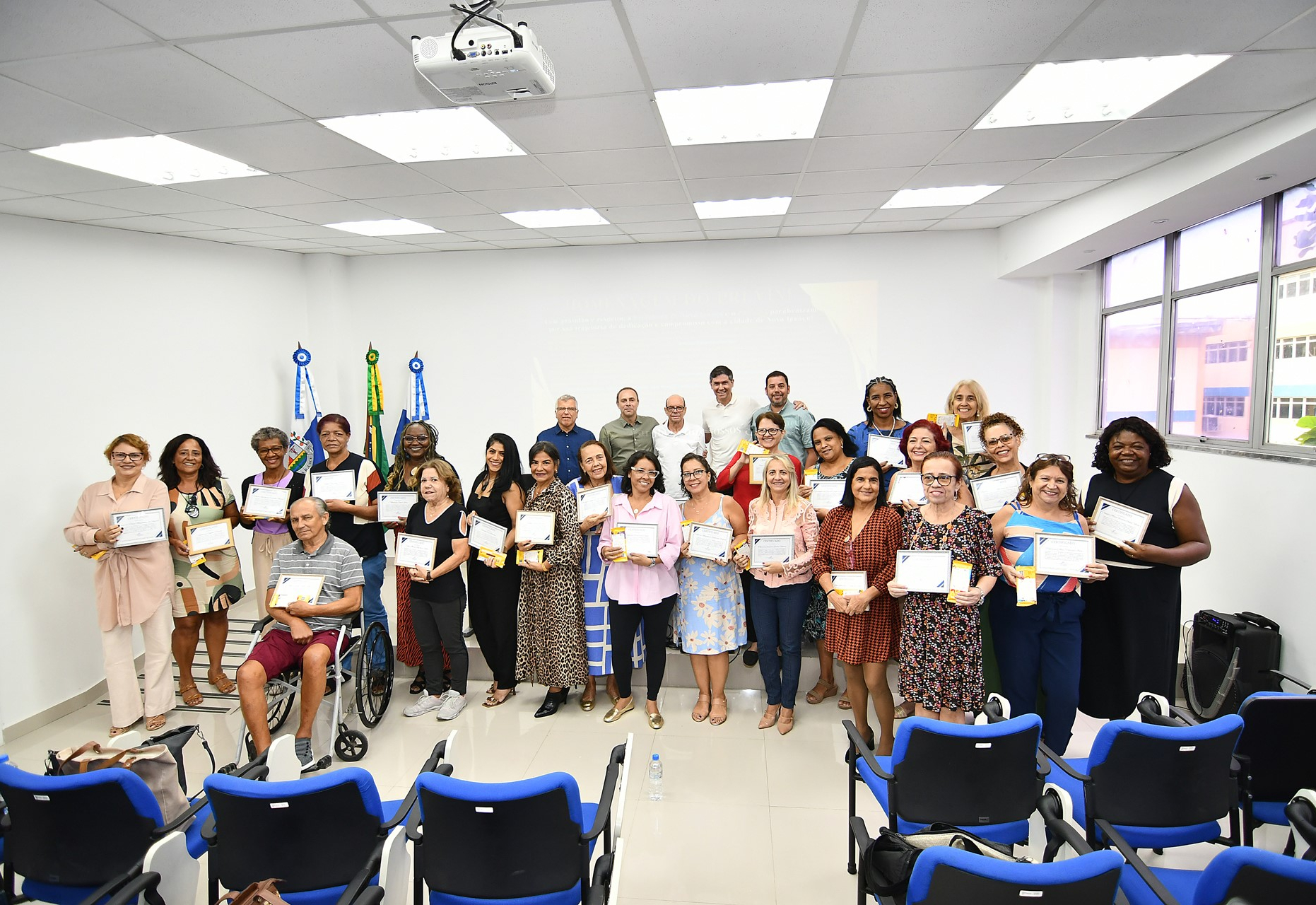 Novos aposentados são homenageados em Nova Iguaçu